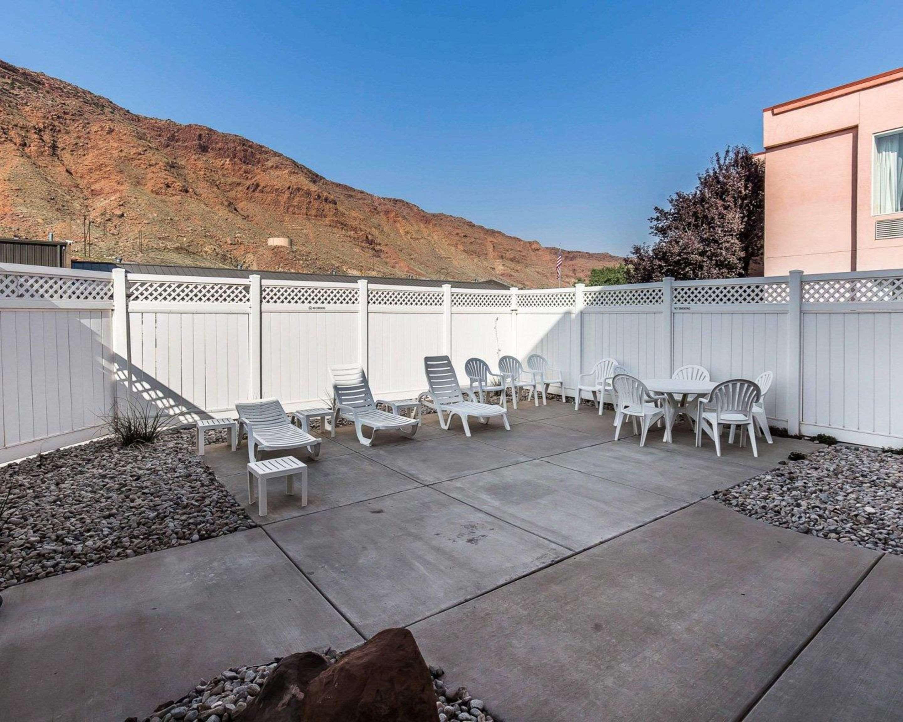 Quality Suites Moab Near Arches National Park Екстериор снимка