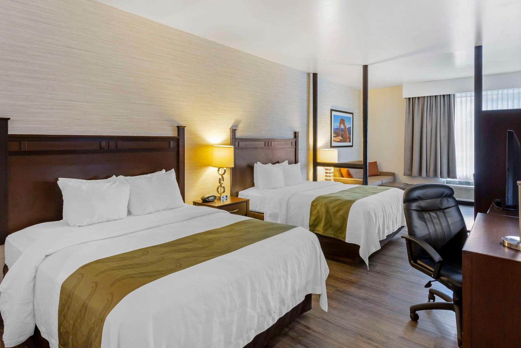 Quality Suites Moab Near Arches National Park Екстериор снимка
