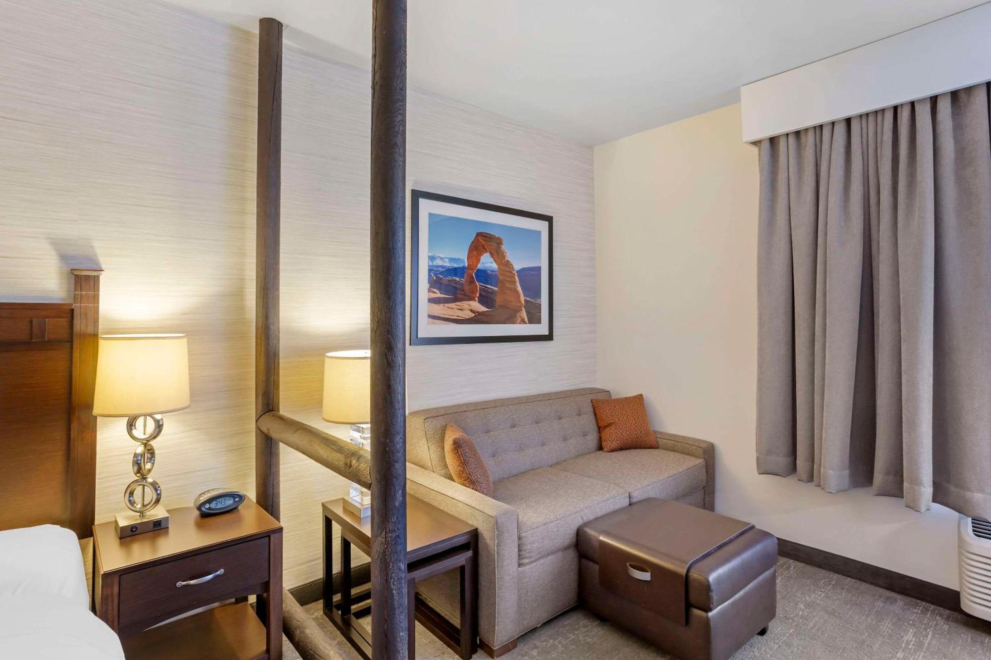 Quality Suites Moab Near Arches National Park Екстериор снимка